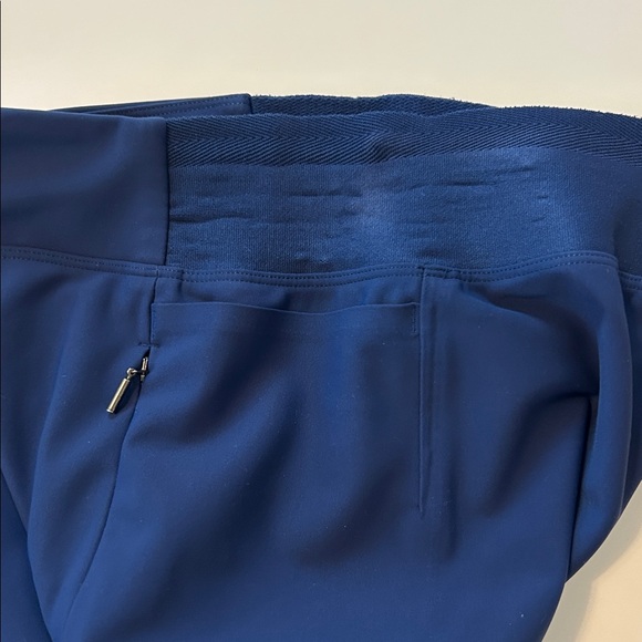 Athleta Navy Leggings 4 - Picture 9 of 9